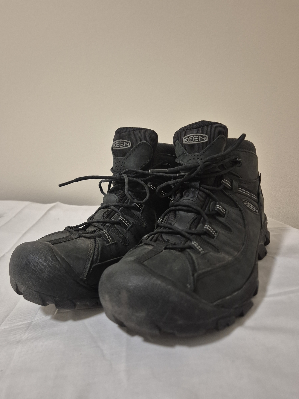KEEN Targhee 4 Men's 13 Wide WP Waterproof Leather Hiking Trail Shoes 1029104